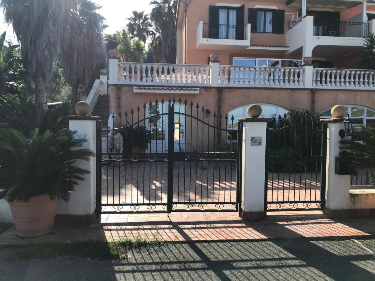 Villa Grace Patti Luaran gambar