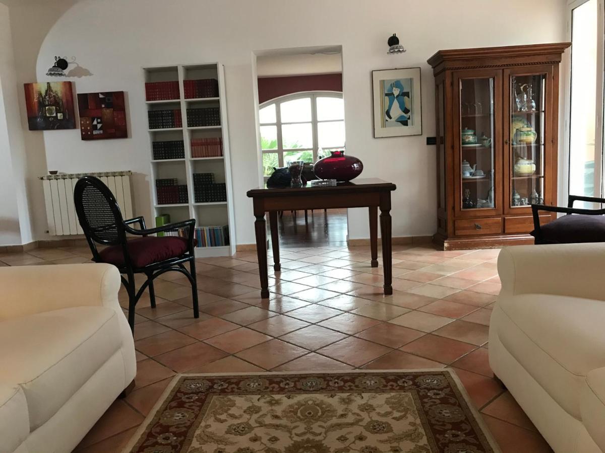 Villa Grace Patti Luaran gambar