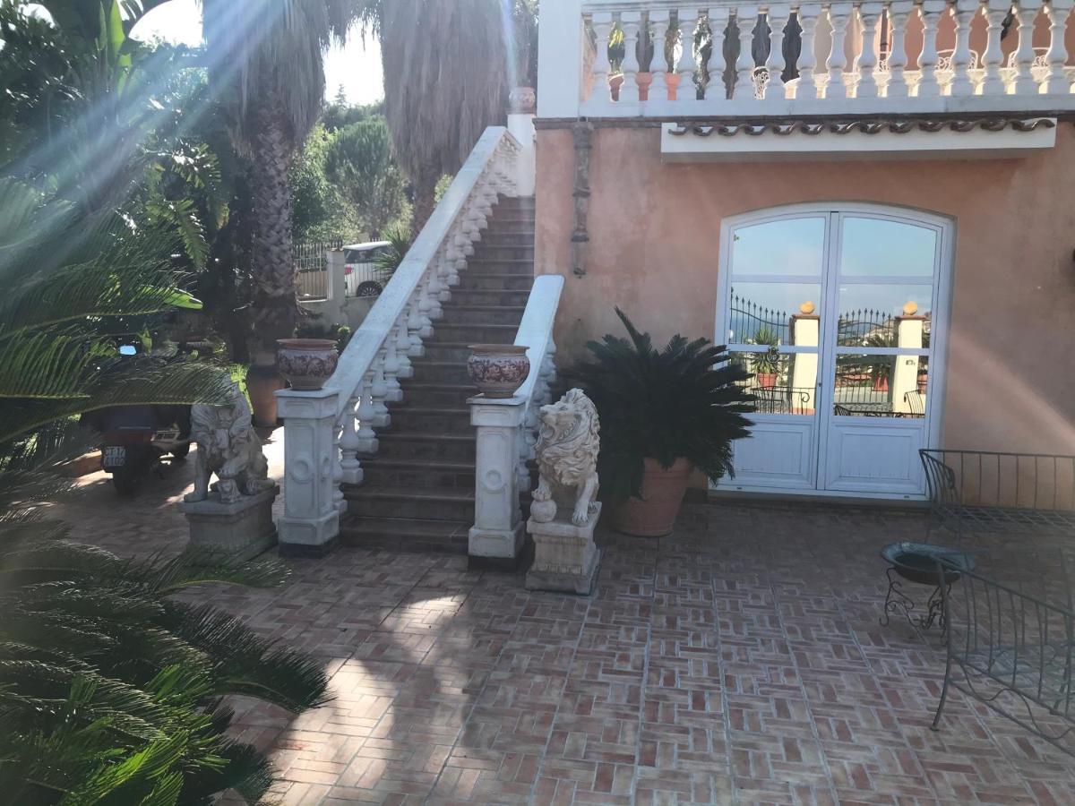 Villa Grace Patti Luaran gambar