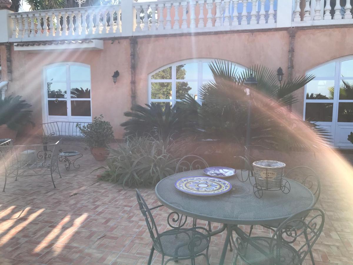 Villa Grace Patti Luaran gambar
